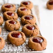 Gingerbread Wildberry Peach Nerds Cookie