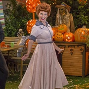 Lucy Ricardo (Kimmy, Fuller House)