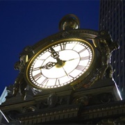Kaufmann's Clock
