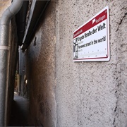The World's Narrowest Street, Germany