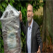 Lucky Hank: "The Clock" (S1,E5)