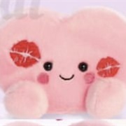 Kinsley Kisses Heart