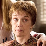 S2.E9: Circle the Wagons