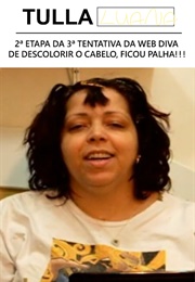 2ª Etapa Da 3ª Tentativa Da Web Diva De Descolorir O Cabelo, Ficou Palha!!! (2011)