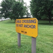 Pentagon Cable Crossing Sign