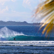 Cloudbreak, Tavarua Island, Fiji