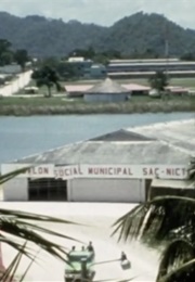 Universal Hotel (1986)