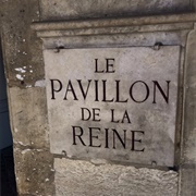 Le Pavillon De La Reine, Paris