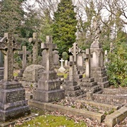 Lawnswood Cemetery