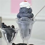 Vanilla & Chocolate Licorice Allsorts Cookie Sundae With Custard, Licorice, Chocolate, & Sprinkles