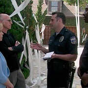 Curb Your Enthusiasm: "Trick or Treat" (S2,E3)