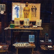 Tender Buttons (Permanently Closed)