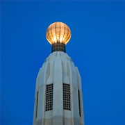 Menlo Park Lightbulb