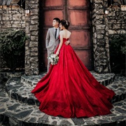 Full-Color Wedding Dress
