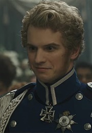 Freddie Stroma (1987)