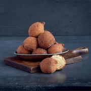 Puff-Puff With Cinnamon Sugar