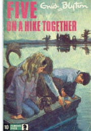 Five on a Hike Together (Enid Blyton)