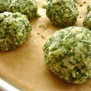 Pesto & Mozzarella Rice Balls