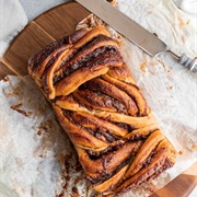 Apple and Cinnamon Marble Brioche