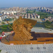Guan Yu Statue