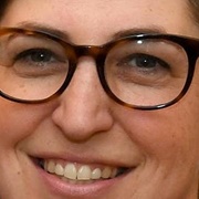 Mayim Bialik (American Actress)