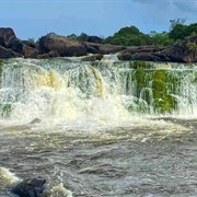 Wonotobo Falls, Suriname
