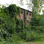 Dennings Point Ruins (Permanently Closed)