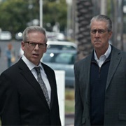 The Dropout: "Old White Men" (S1,E4)