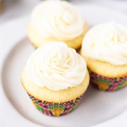 Mini Vanilla Cupcake