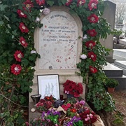 Grave of Jacques Demy and Agnes Varda