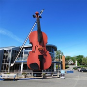 World's Largest Fiddle