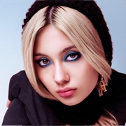 Daine  (Queer, Enby, They/Them)