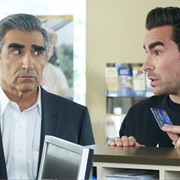 Schitt's Creek: Moira's Nudes (S2, E9)