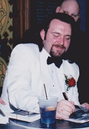 There's a Murderer in the Closet! (1983)