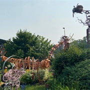 Bill Rhodes' People Friendly Garden