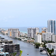 Hallandale, Florida