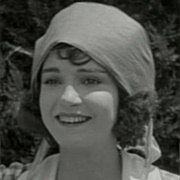 A Garota (Filmes Do Buster Keaton)