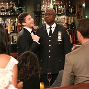 Brooklyn Nine-Nine: "Honeymoon" (S6,E1)