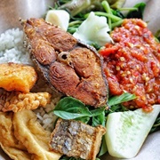 Nasi Tempong