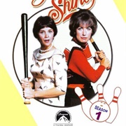 Laverne & Shirley Season 1