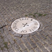 Tyburn Tree Marker