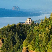 Vista House at Crown Point, Oregon