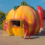 Penticton Peach Kiosk, BC, Canada