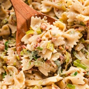 Cheesy Farfalle With Leeks and Frankfurters