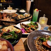 Majesthé Bistro Bar