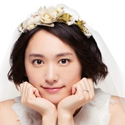 The Full-Time Wife Escapist (2016)