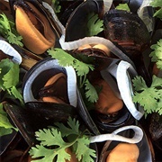 Choritos Al Vapor (Chile)