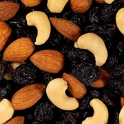 Cashew and Raisin Trail Mix