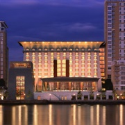 Hilton Hotel Docklands by Water Taxi