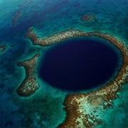 The Great Blue Hole (Belize)
